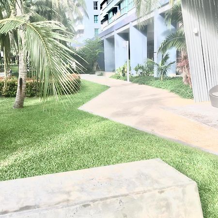 Studio Room Seaview Jomtien Exterior photo