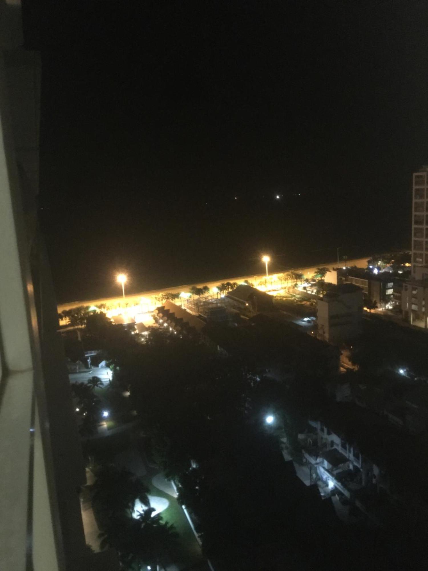 Studio Room Seaview Jomtien Exterior photo